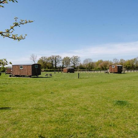 Honeysuckle Farm Holidays By Stay In Suffolk, Monk Soham Woodbridge Buitenkant foto